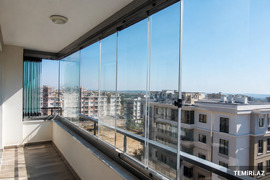 Sürgülü cam balkon sistemlərinin üstünlükləri nələrdir?